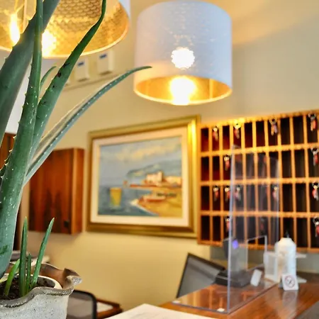 Hotel Corallo Garni