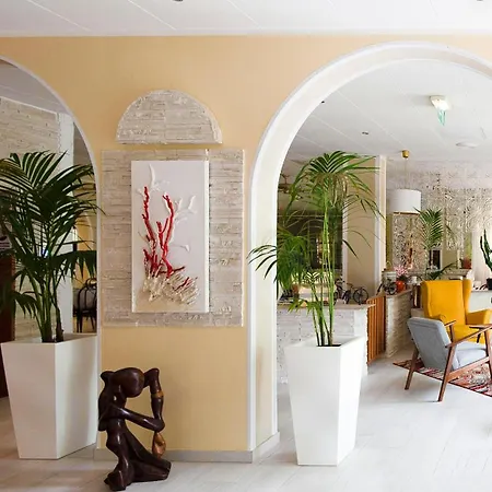 Corallo Garni Hotel