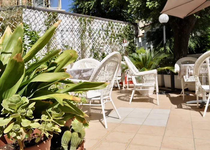 Corallo Garni Κατόλικα