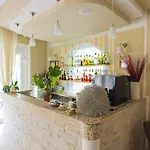 Hotel Corallo B&B 3*