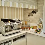 Hotel Corallo B&B 3*