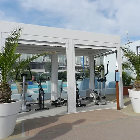 Corallo Garnì Hotel 3*