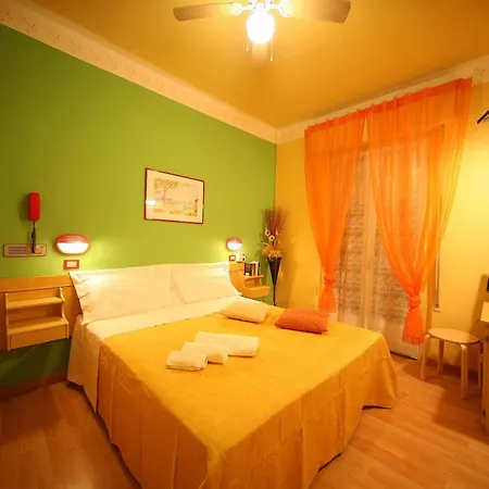 Corallo Garni Hotel 3*