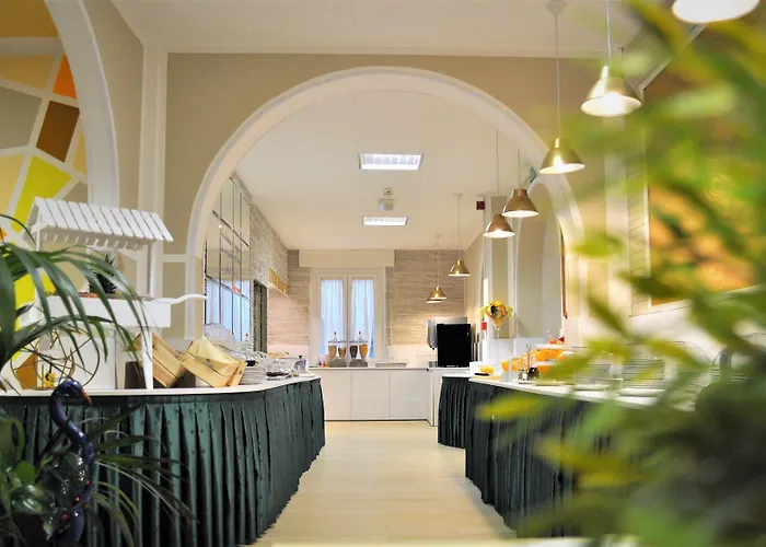 Corallo Garni Hotel 3*