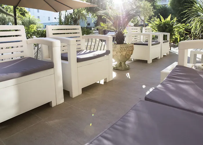 Corallo Garni Hotel Cattolica