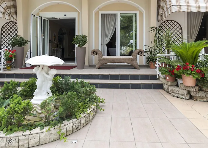 Hotel Corallo Garnì 3*